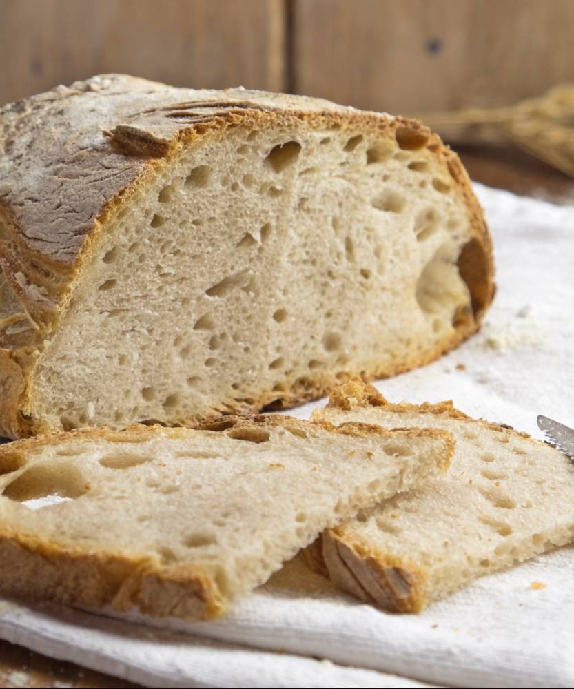 Pane casareccio a lievitazione naturale grande
